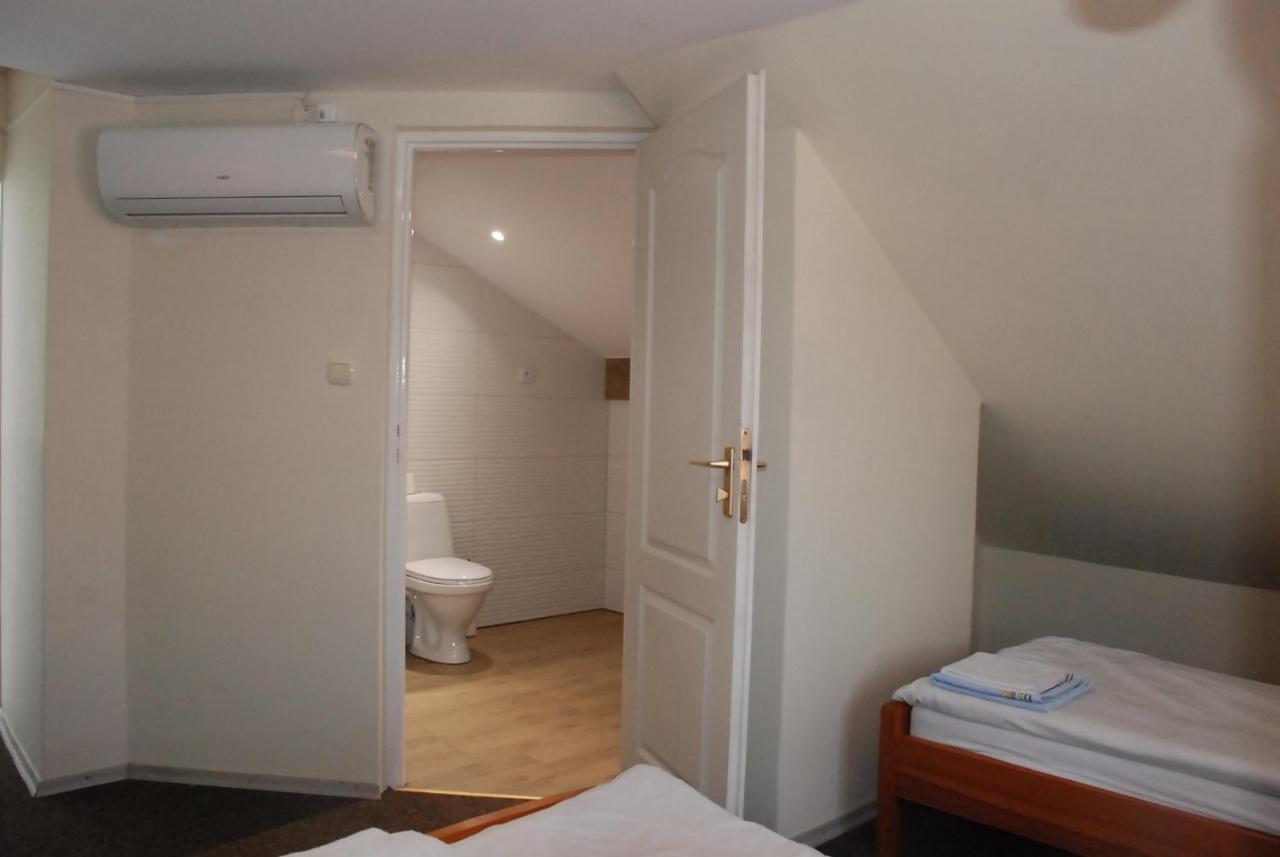 Hotelik Manhatan Radzyn Podlaski Kültér fotó