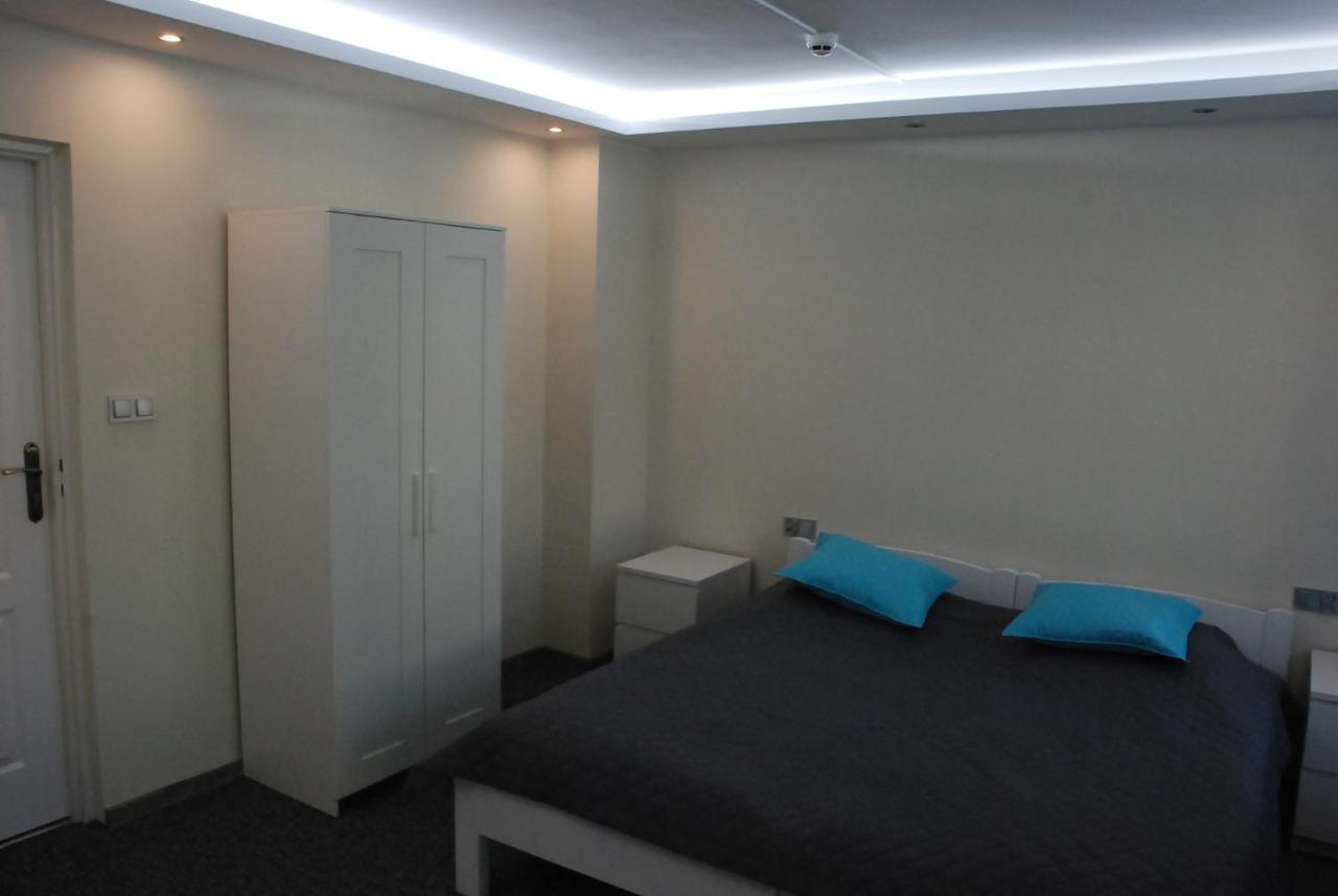 Hotelik Manhatan Radzyn Podlaski Kültér fotó